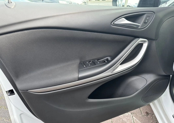 Opel Astra cena 69900 przebieg: 20954, rok produkcji 2020 z Dobrzany małe 301